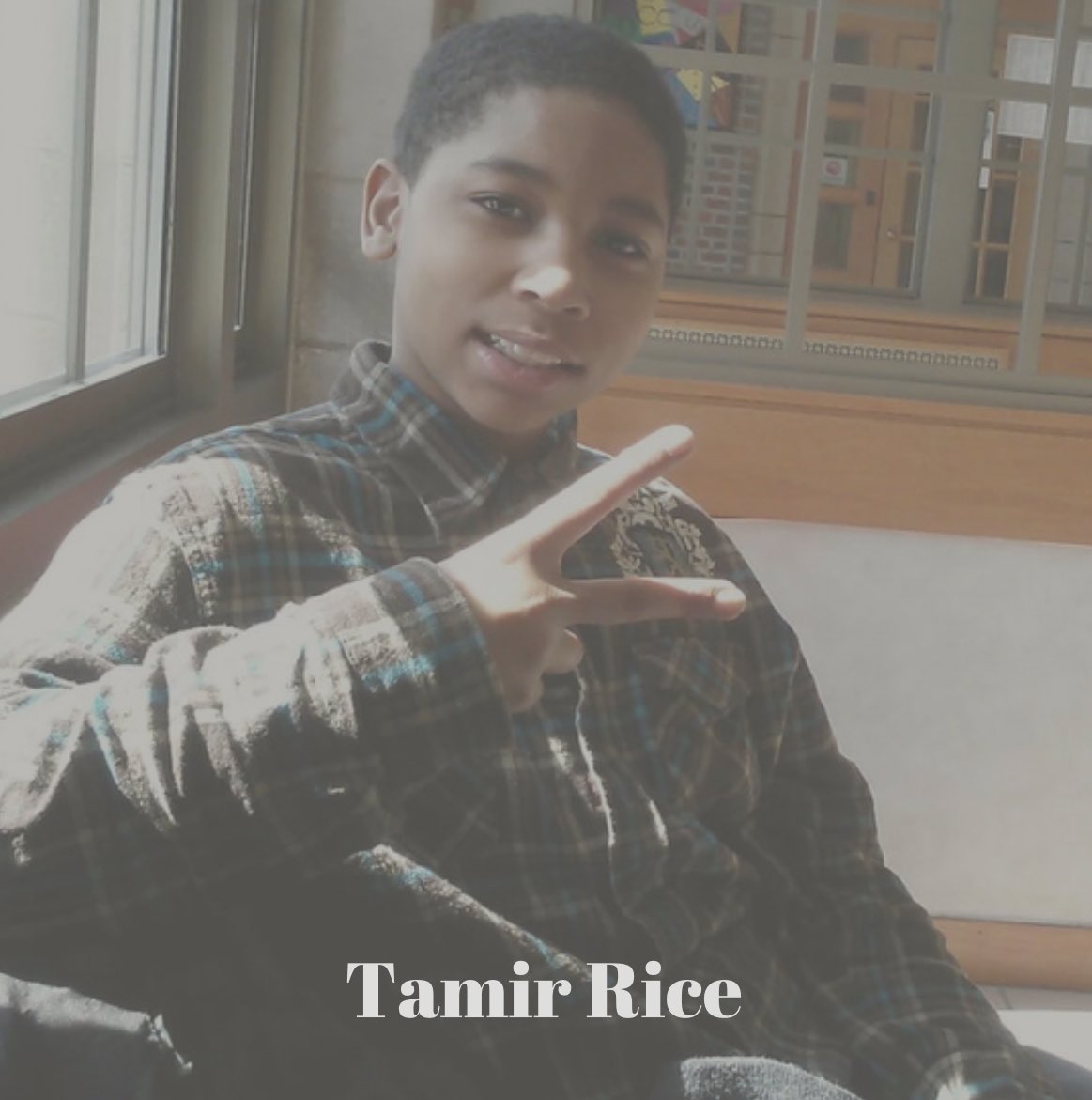 BerniceKing's tweet photo. #TamirRice, whose 12 year-old life was ended abruptly by a police officer who shot Tamir as he held a replica toy gun, should be celebrating his 20th birthday today.

Hanging with friends
Building his dreams
Hugging his mother

My heart goes out to Tamir’s mother, Samaria Rice. https://t.co/aXAmMQOs6P