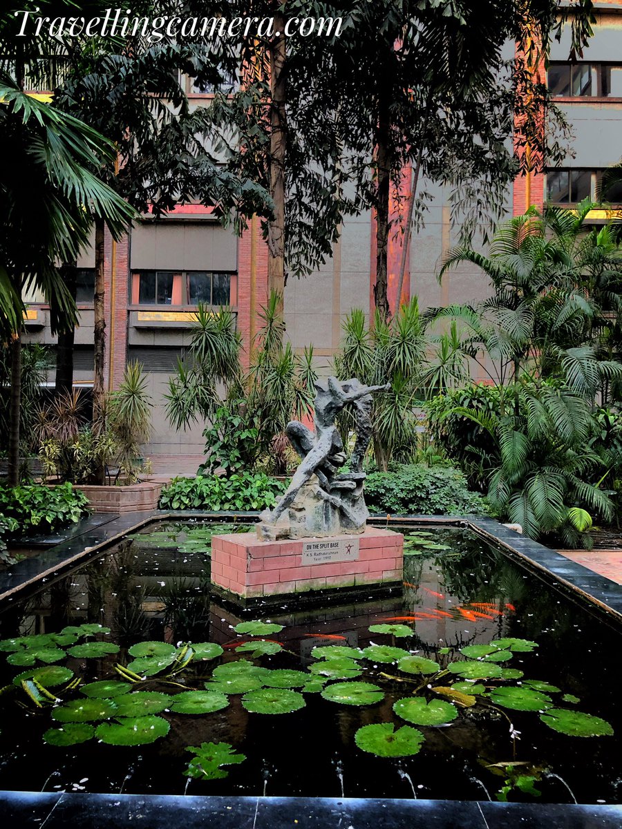 photojourney_tc's tweet photo. It was good to be back at @indiahabitat but a lot has changed post-pandemic. #Eatopia is closed now. Hope that IHC gains it’s vibe soon.
#delhi #art #culture https://t.co/vp4kmz7h6c
