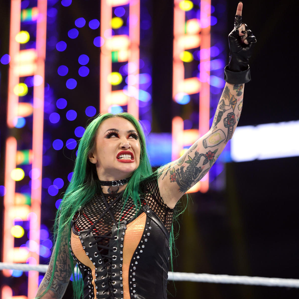 Gallery Update: #Smackdown Digitals-shotziblackheartnet.sosugary.com/Photos/thumbna… #ShotziBlackheart #Shotzi #Ballsy #WWE