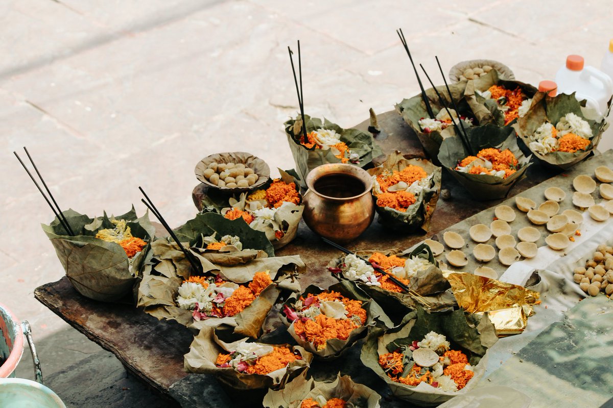 RT_Anywhere's tweet photo. Street's of Rishikesh :- There is spirituality in every particle here, from the streets here to the ghats is something different, I want to leave daily part of my life and stay here and this is where I can find it are the best because here the different Vibes https://t.co/kdYqakqHK5