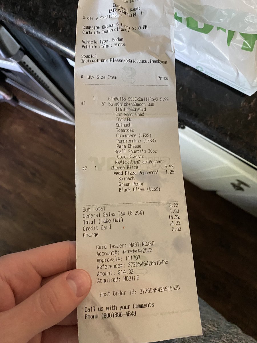BrandonFugler's tweet photo. @SubwayListens Wrong meat, plus barely any of it. I have filed a complaint 3 times and 19 days later I have not been helped. The owner reached out but never followed up or made sure it was fixed after the second complaint. I just want my meal replaced, I’m a broke college kid. https://t.co/HYnbMyuHjp