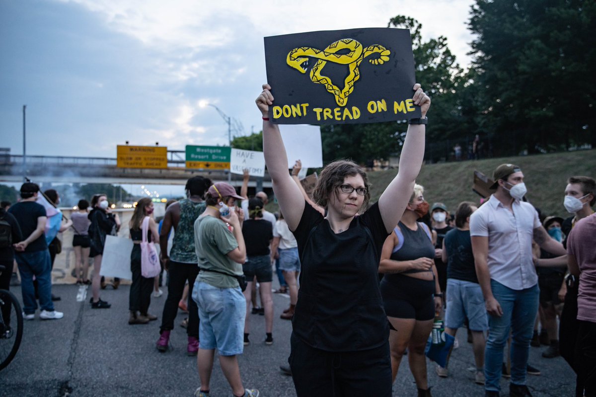 AvlPhotos's tweet photo. See @mayacartphoto’s coverage of last night’s #AbortionRights rally in @Asheville ⬇️  

https://t.co/QOeUY0MSNO https://t.co/EeWzBUMJ1L