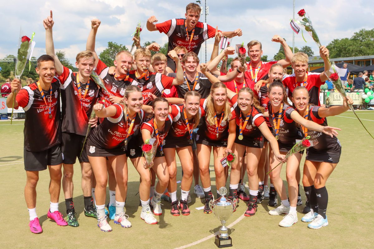 kelvinborrink's tweet image. ❤️🖤LANDSKAPIOEN❤️🖤 @DOS46  A1, Trots op deze ploeg😍 #gunfactor #karakterploeg