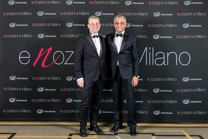 Ci conosciamo da molti anni e posso  affermare che le caratteristiche che contraddistinguono <a href="/eleyoun/">Abou Eleyoun Hosam</a> sono correttezza, gentilezza e caparbietà.

In tutti questi anni non l'ho mai sentito criticare qualcuno e comunque cerca sempre di giustificare e capire tutti.