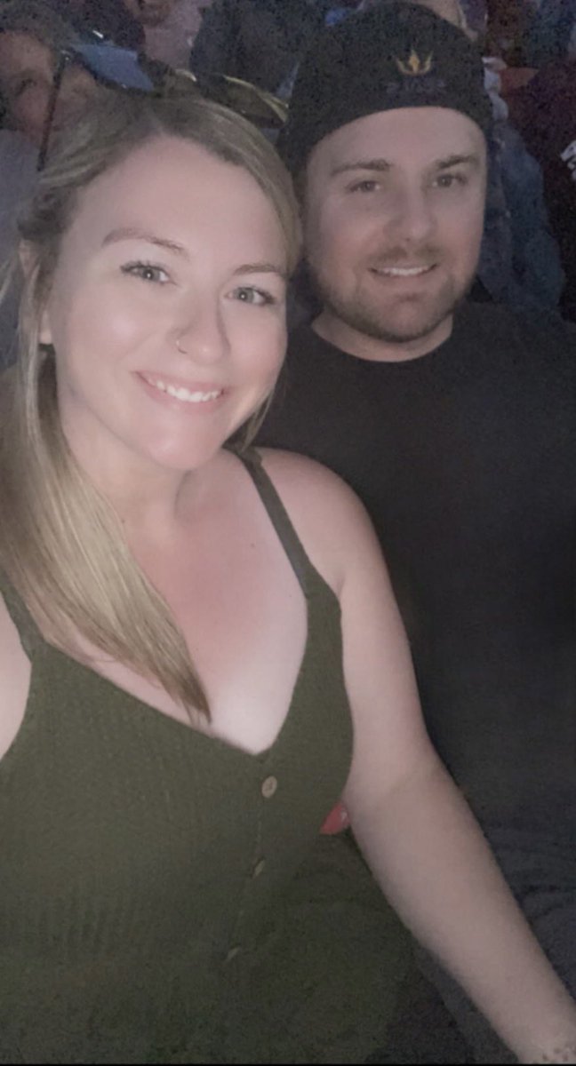 JessicaKC_1009's tweet photo. When your fiancé surprises you with tickets to see @MorganWallen at Darien Lake tonight!! We’re literally getting married on Morgan’s 30th birthday so you can imagine how freakin excited I am! 🤩🍻💕 https://t.co/NiXnfQE3PT