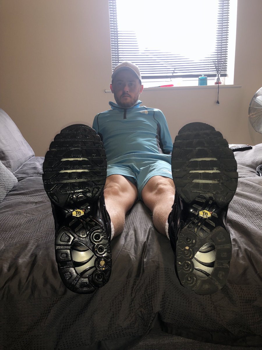 MasterC72131984's tweet photo. That’s one sole done 👅 now get to there other one! Now who thinks they can do better than @daddysbestboii 

Cashmaster cashslave cashpig humanatm cashdom Findom finsub. https://t.co/lNuR5KJraX