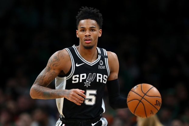 KnicksZone__'s tweet photo. Spurs are asking for 3 first round picks in return for Murray, @nyknicks I believe you have enough first rounders to make this move. GO GET HIM! https://t.co/7Pbmvd4E9A