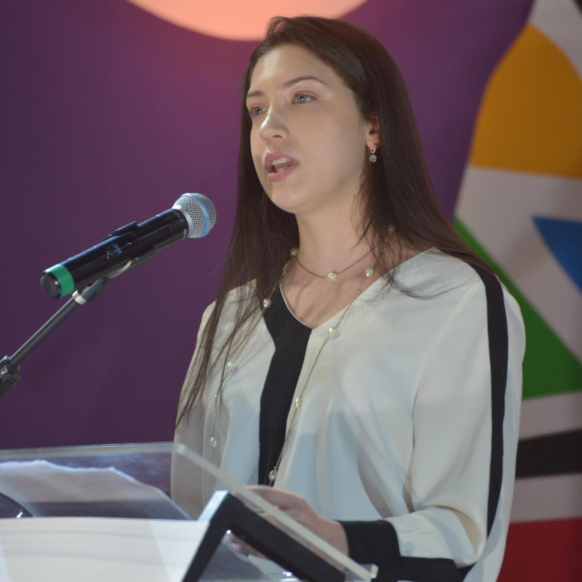 IBDFAMRS's tweet image. Painel 6 
- "Judicialização da questão social em um diálogo crítico com as repercussões para as famílias" - Beatriz Gershenson
- Trabalho científico selecionado: "Atribuição da guarda dos filhos à mãe e a participação paterna na vida da prole" Autora: Geórgia Manfroi