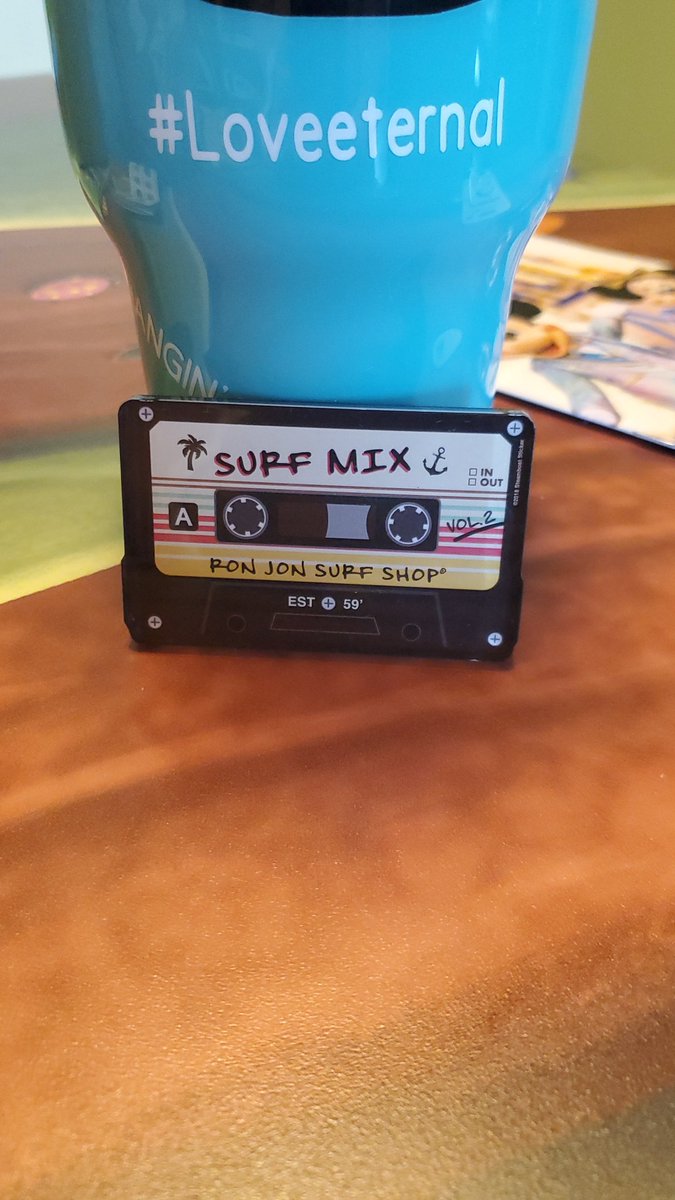 JKsGirl4ever's tweet photo. Did I buy this tiny sticker because it made me think of @NKOTB ? YES
Did I buy the matching magnet because it made me happy to think about seeing them a 2nd time? Also YES! #blockheadproblems #thefaceofablockhead π€β€οΈβΎοΈπ« https://t.co/NnHNu4Upeu