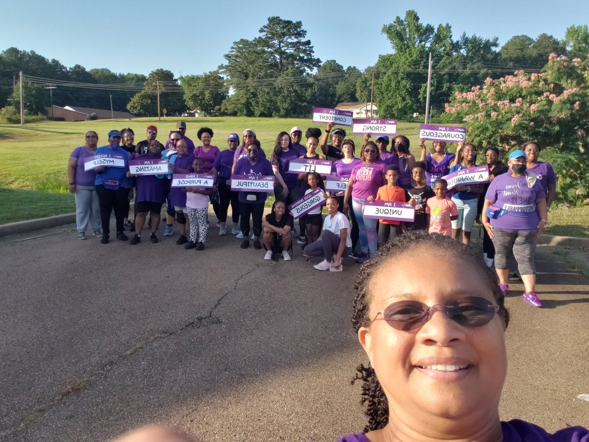 Olliegall's tweet photo. #SuperHeroSaturday @GirlTrek 
Health Walk &amp; Meet &amp; Greet w/Courageous Carolyn Celebrating World Vitiligo Day💜#TeamEyvette #VItiligoawareness #SuperHeroSaturday

Congratulations to our #4Dark30Crew  #JumpstartChallenge Finishers
@jessieL34525547
 @berryk1988 Eyvette Smith https://t.co/OKWpDRUcZY
