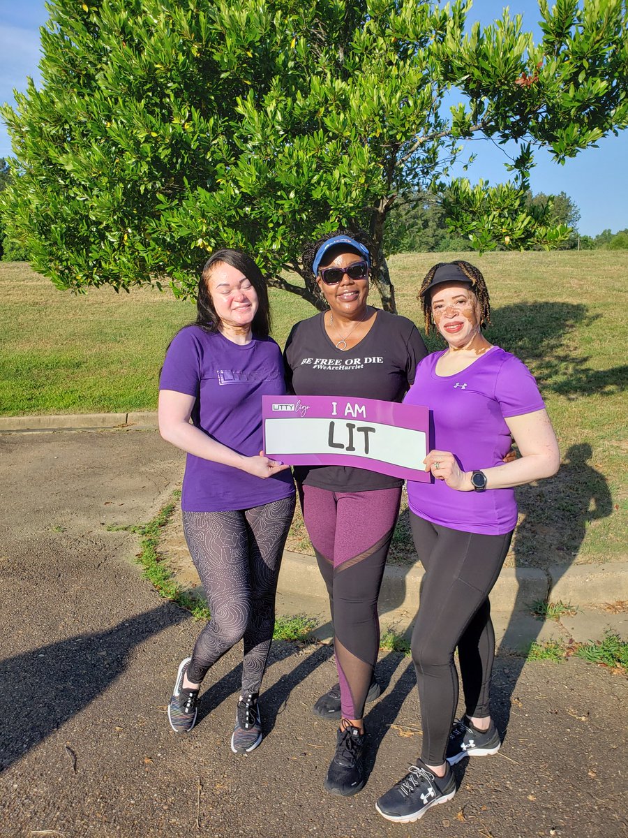 Olliegall's tweet photo. #SuperHeroSaturday @GirlTrek 
Health Walk &amp; Meet &amp; Greet w/Courageous Carolyn Celebrating World Vitiligo Day💜#TeamEyvette #VItiligoawareness #SuperHeroSaturday

Congratulations to our #4Dark30Crew  #JumpstartChallenge Finishers
@jessieL34525547
 @berryk1988 Eyvette Smith https://t.co/OKWpDRUcZY