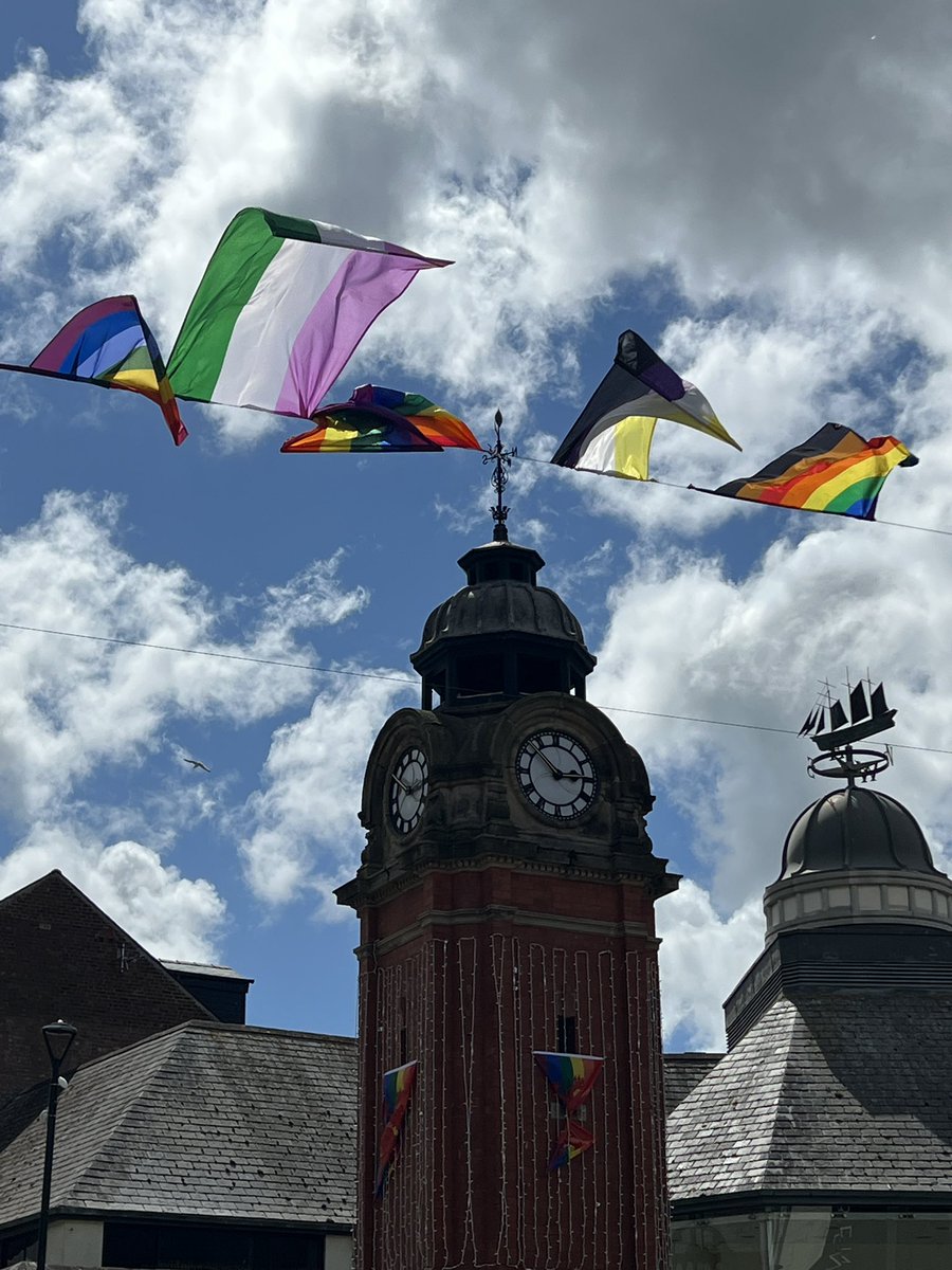 MrsRAllen's tweet photo. Bangor, you’re fabulous! @NorthWalesPride #Pride #PrideMonth https://t.co/tyjugUXff7