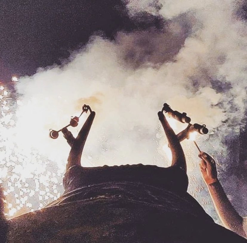 A un mes d’una de les nits més esperades a Mataró (i molt més després de 2 anys sense gaudir-la). Ens acompanyaràs??? 🤩😎🔥🥁 <a href="/CulturaMataro/">Cultura Mataró</a> #LesSantes2022 #fooooc #escapadaanegranit