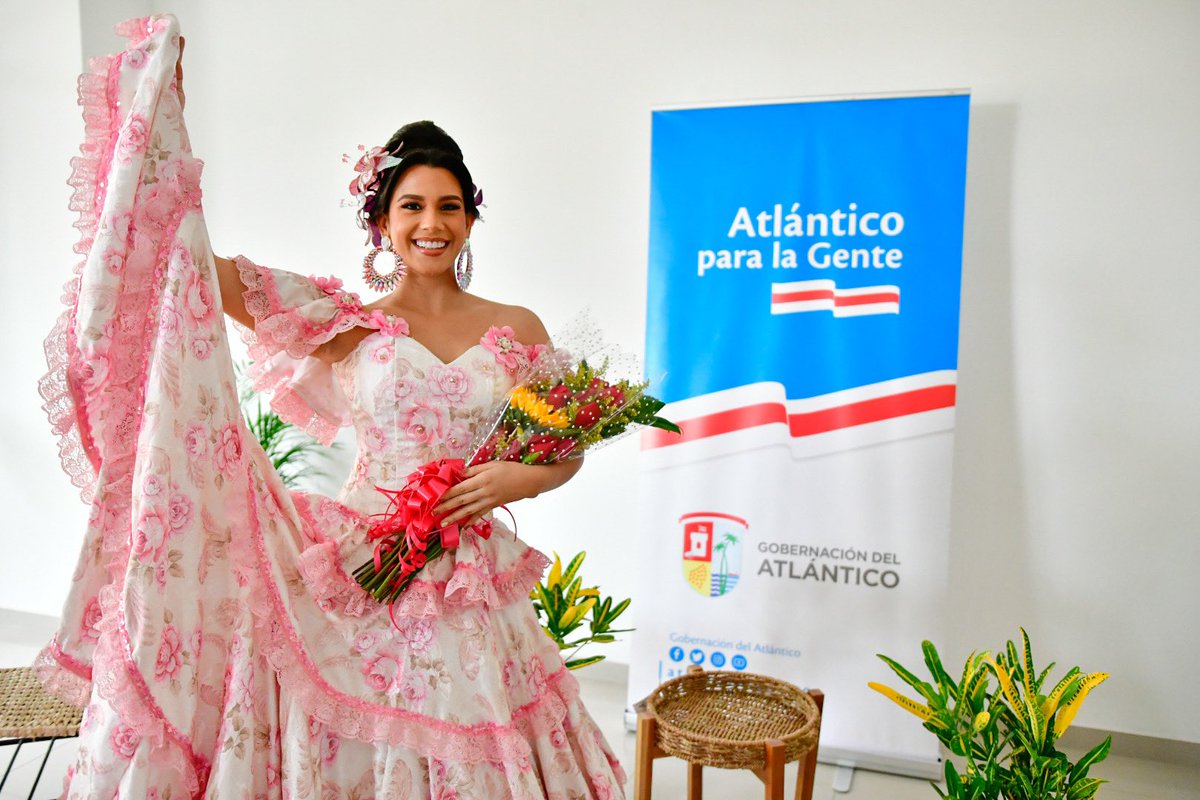 ¡#AtlánticoEsMás cultura, turismo y belleza! 👑 Entregamos decretos a dos hermosas atlanticenses: Sherin Ariza, de Polonuevo, nos representará en el Reinado del Mar🌊 y del Café ☕️. Y <a href="/VidalDonado/">Milena Vidal Donado</a>, de Soledad, llevará nuestros ritmos autóctonos al Reinado del Folclor 💃🏻. ¡Éxitos!