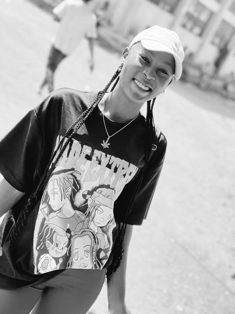 Ake_erah's tweet photo. OLUWASHINA na Big Name
Don't Stop the Good work Friend..๐ค
#OYE EKITI
#guitarplayer
#XSTRING
#partykiller https://t.co/ul1dEM2uES