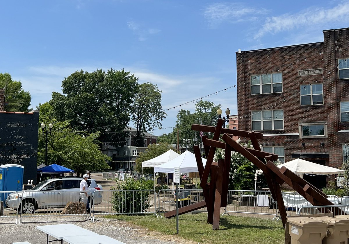 funkarteville's tweet photo. “Mini” Funk happening today in Haynie Corner from 1:00 pm - 7:00 pm. Come down to support local artists &amp; the local establishments. And then visit Shrinersfest in the same trip!

@bokehlounge @Sauced812 @moshouse812  @HayniesCorner @hayniespubevv @Waltonsfood https://t.co/nLm4LFQjfF
