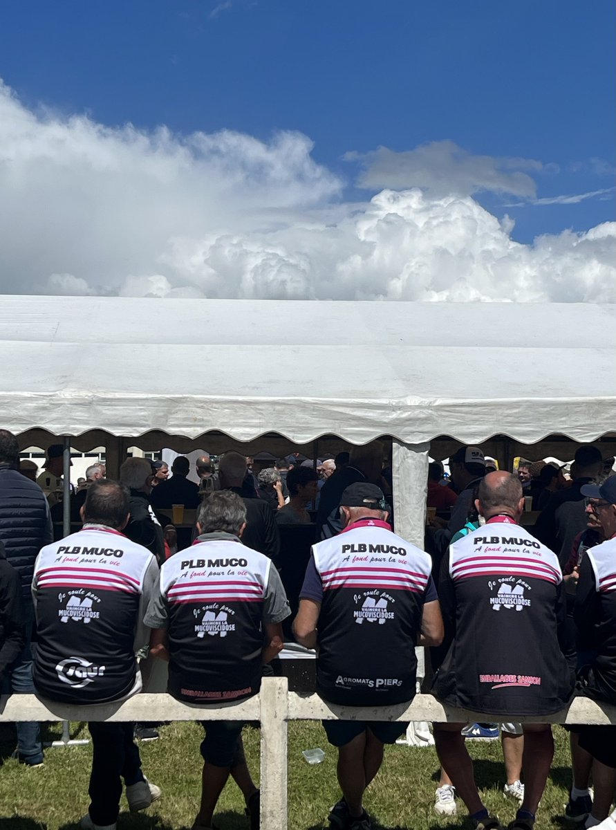 Genevieve_Hery's tweet photo. Magnifique organisation
Magnifiques paysages et villages
Magnifiques visages de la #Bretagne solidaire 
Magnifique fête pour les 30 ans de la #PLB #muco où l’on fête les immenses progrès nés de le recherche
Magnifique homme que Daniel Bercot, créateur et organisateur de la course https://t.co/0mUnhyCfgj