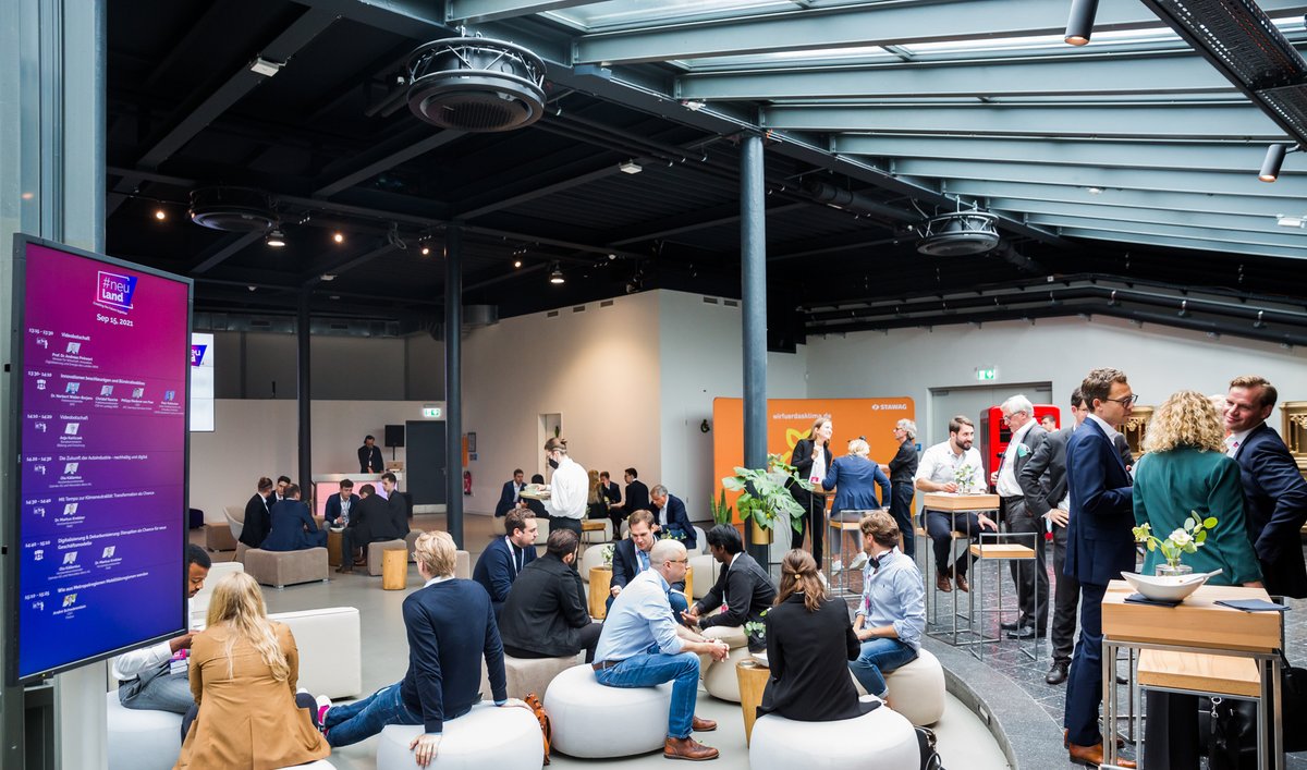 neulandtoday's tweet photo. Netzwerken auf hohem Niveau? Möglich vom 28.-29.6. in Aachen beim Kongress #neuland mit Topspeakern wie Volker Wissing, Markus Krebber, Uli Hoeneß, Franzi van Almsick, Christian Sewing, Jens Spahn, Christian Miele, Axel Hellmann, Torsten Burmester, Frank Robens uva. #bepartofit https://t.co/hpFm0Q2t5T
