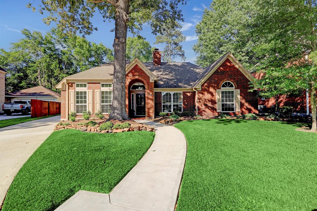 WhitneyHTX's tweet photo. Here's a listing you won't want to miss! #realestate #homesforsale  https://t.co/Z9eTrZjuhG https://t.co/XhYTBACRzb