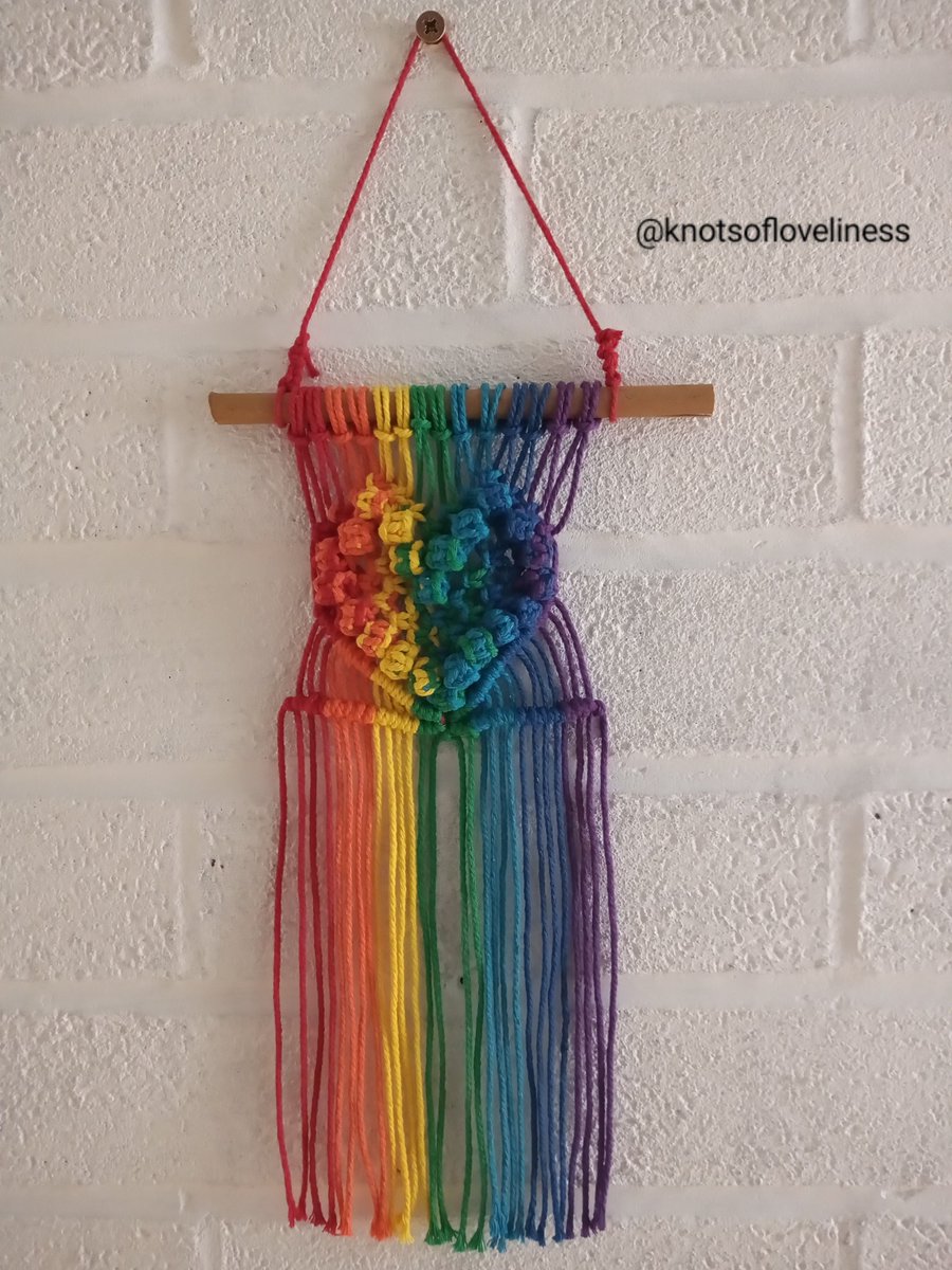 KnotsLoveliness's tweet photo. Rainbow Heart

£13 inc postage

17cm x 30cm exc hanging string

#macrame #wallhanging #berryknot
#rainbow #pride #spreadthelove 
#heart #prettythingsforyourplatingneeds 
#worldisabeautifulplace 
#spreadthelove
#mytinybusiness https://t.co/rKTdpexqXf