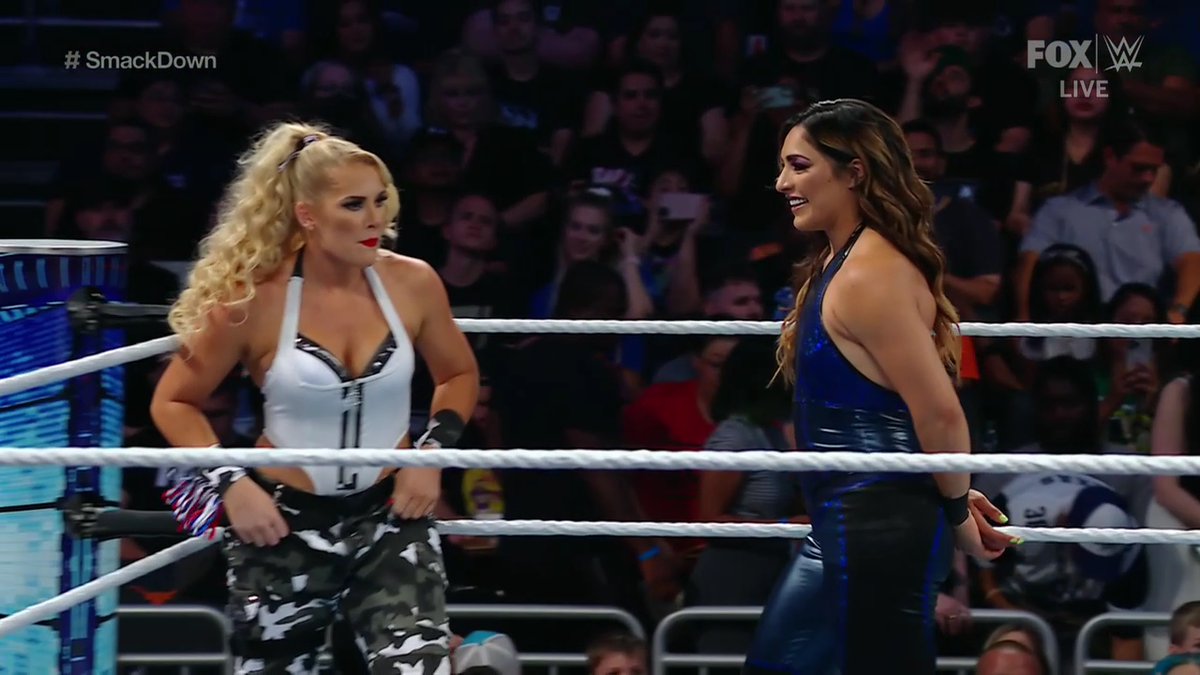 LaceyFansite's tweet photo. Gallery Update: HQ #Smackdown Screencaptures:https://t.co/26o77t7DME #LaceyEvans #LikeALady #LadyofWWE #WWE #MITB 

(@LaceyEvansWWE) https://t.co/hD0BlRbJWM