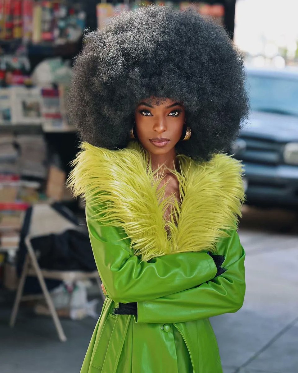 kandykurls's tweet photo. The living doll. @megan.milan

​​​#kandykurls #teamnatural_ #AfroHair #kandykurlshaircare #voiceofhair #naturalhaircare #teamnatural #teamnatural_ #mynaturalhair #naturalista #curlsonfleek #curlyhairgoals #Curls #AfroHair https://t.co/3t2iSzeGN9