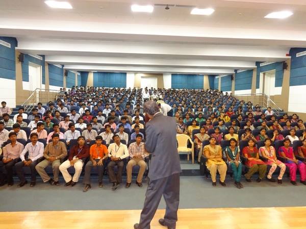 koibhicom's tweet photo. Corporate Workshop Memory Training @ Rs. 1000 per person
Do you want to develop extraordinary memorizing ability and impress everyone?

JOIN US - WHATSAPP OR CALL AT (+91) 6262-7272-34
#MemoryTraining #MemoryTrainingDelhi #KoiBHI #MemoryTrainerClasses #OnlineMemoryTrainerCourses https://t.co/1dMxe5cXmn
