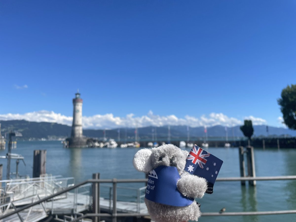 Dr_WenyueZOU's tweet photo. Applied ➡️2019
Online Science Days➡️2020
Online Meeting ➡️2021
Finally here in Lindau ➡️2022🎉
We made it!!!!
#LindauAussies
#LINO71
@lindaunobel https://t.co/oscrP06IFy