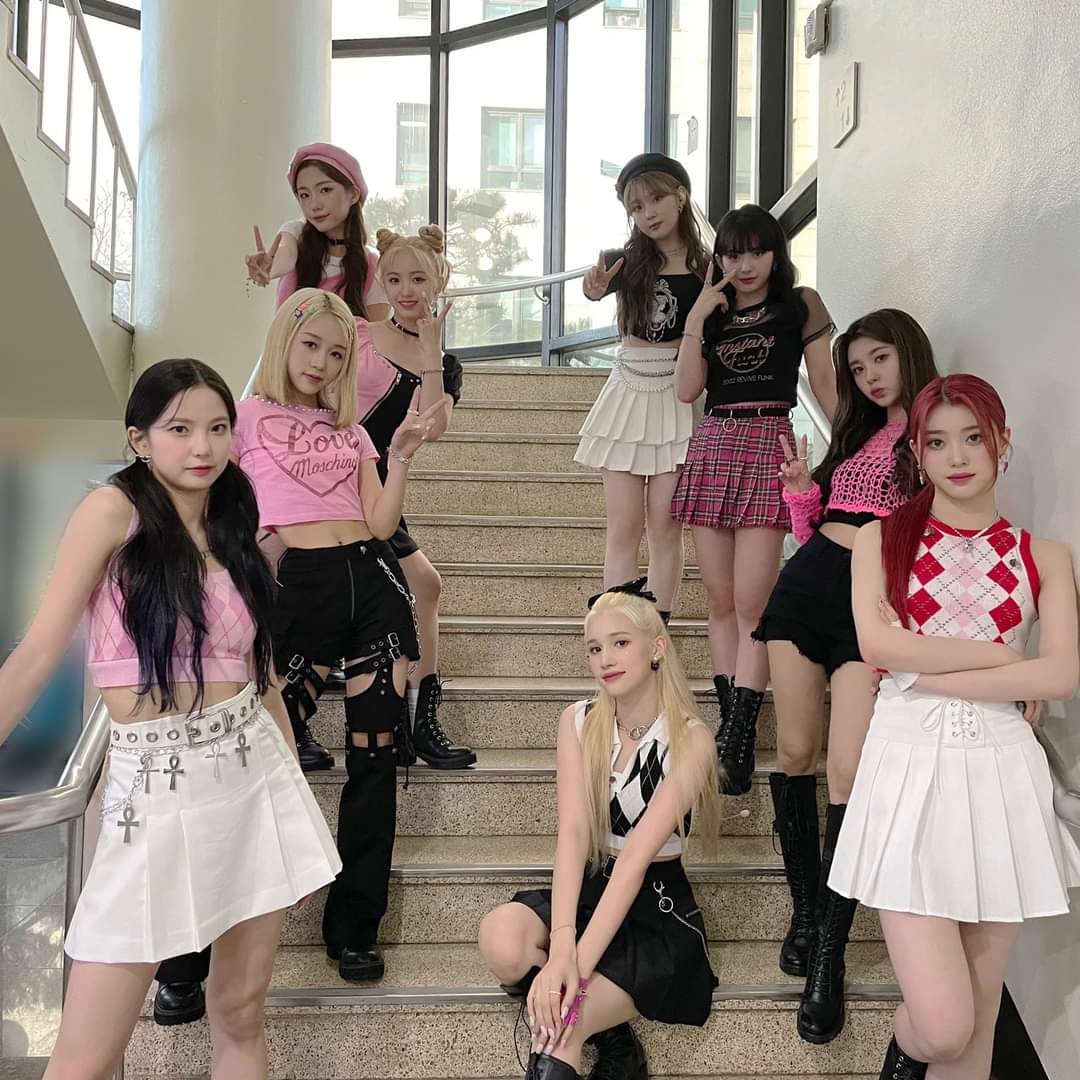 k4zuhao's tweet photo. ATENCIÓN 📢📢📢

Kep1er SOLO TIENE OPORTUNIDAD DE GANAR EN THE SHOW y MUSIC BANK  así que tenemos que concentrarnos en estos 2 shows. Otros programas de música, incluso si ganamos la votación, no puede cambiar la puntuación total. https://t.co/hTYw0qpW8l