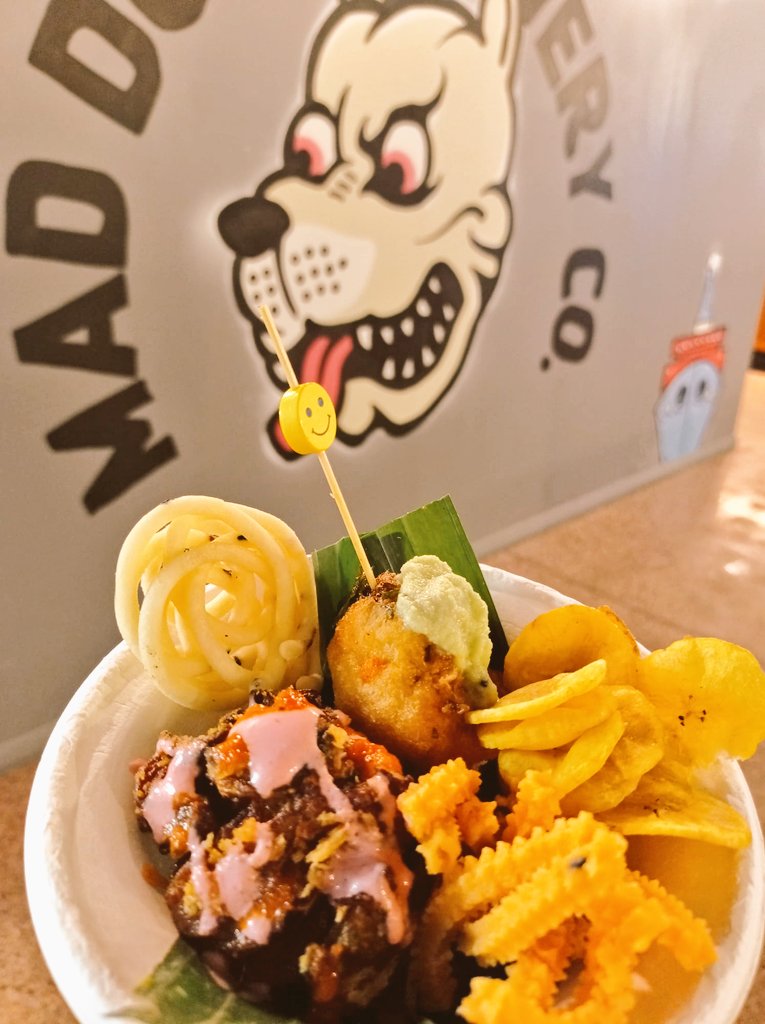 So the Rain 🌧️ is Back 
So Bolly Sholly is back with amazing Keralan Street Bar Nibbles <a href="/MadDogBrewCo/">Mad Dog Brewery</a> till sell out