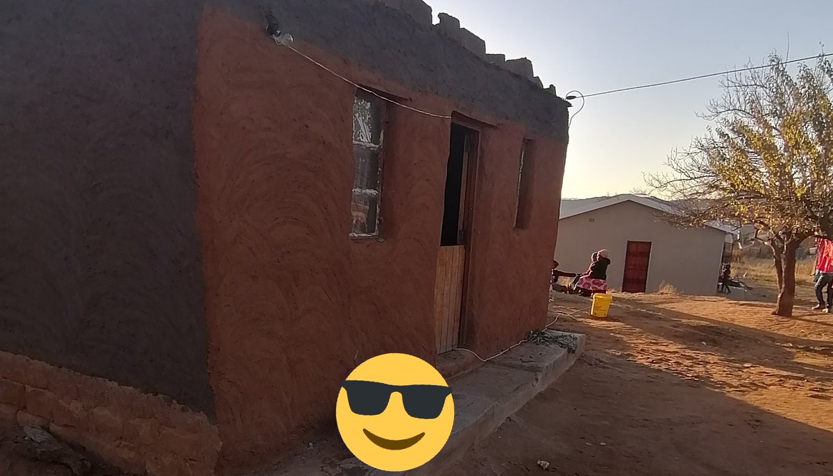 Mbhokazi_'s tweet photo. Kwa Gogo🙏🏿🕯️ https://t.co/H35sTSo6jm