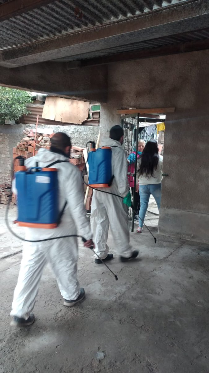 Agrup7Mayo's tweet photo. ACT N°153.
Hoy tenemos el agradado de visitar Villa Cariño, los vecinos agradecidos por las actividades de Fumigación, y corte de pasto!!!
Ni el frío nos detiene 🥶❄️
✌️💙
#A7M #NuncaMenos
@vargas_aignasse
@Cristia91815847 https://t.co/HSjkGW7ZEm