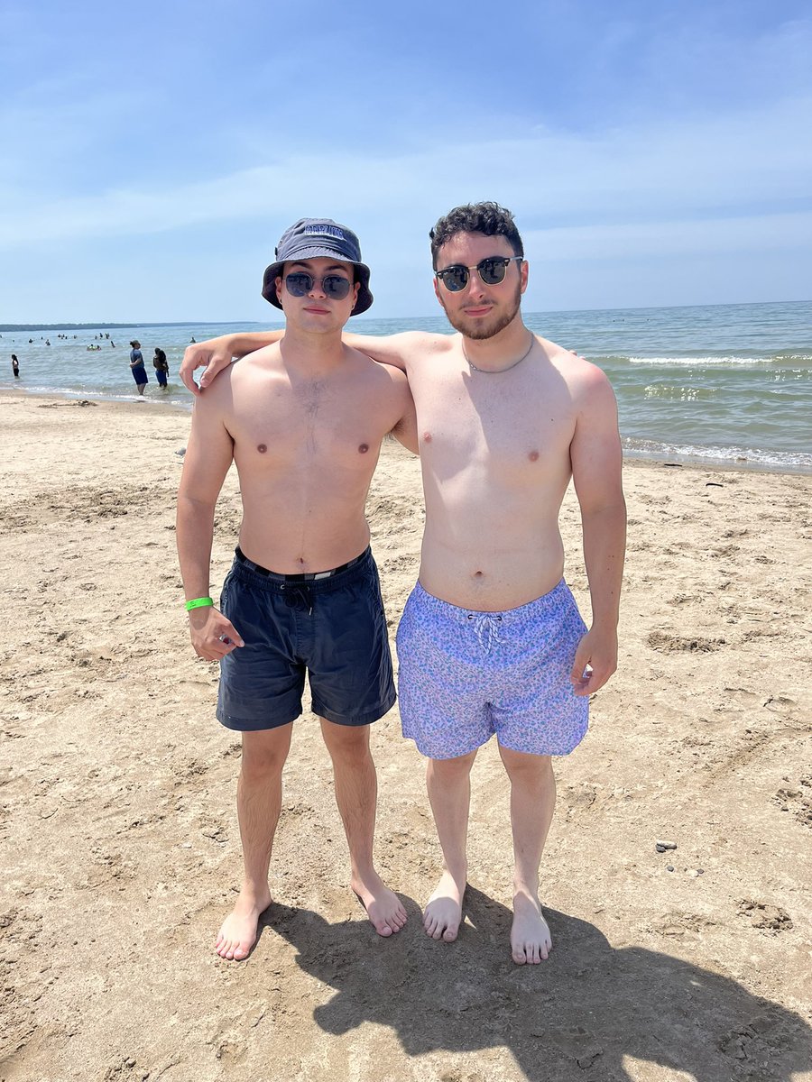 GOATunes's tweet photo. #HumberCoD 2x champs https://t.co/6HGzivWliT