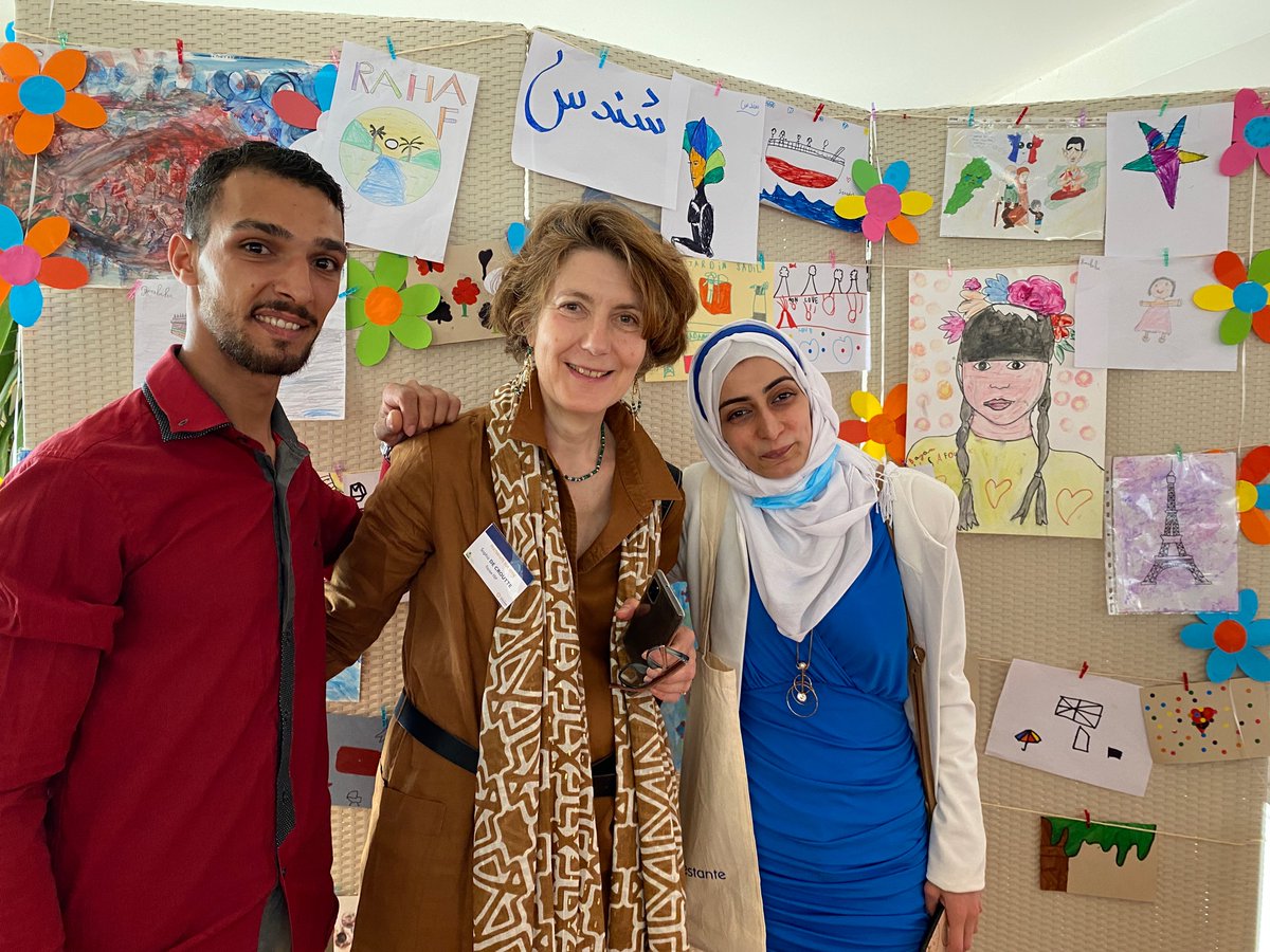 FeProtest's tweet photo. 📣Nous célébrons les 5 ans des Couloirs humanitaires !
Ce 25 juin, nous avons fait la fête. Une belle fête qui a réuni réfugiés, hébergeurs, citoyens, responsables, venant de toute la France et rassemblés à Paris !
@FPFCom 
Merci pour votre présence @clavairoly  @Anne_Hidalgo https://t.co/f5M11tKJJE