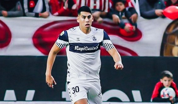 garcialuciano27's tweet photo. #Tigre🐯 Por lo que me dijeron, la opción de compra que tiene Gimnasia por Agustín Cardozo es de U$S 1.000.000 por el 50% del pase✍🏼. https://t.co/JYedx37e2p