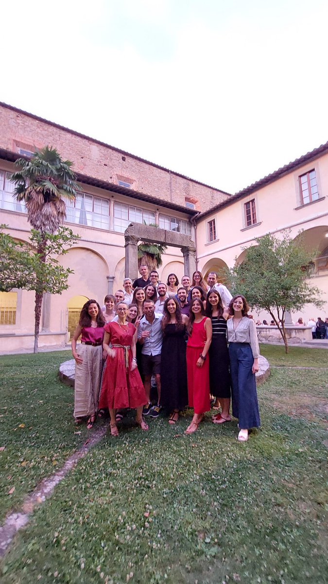 AleFortuna24's tweet photo. The crew, between past and future, all together in Cortona! #CortonaProcarioti https://t.co/djeYECZP6U
