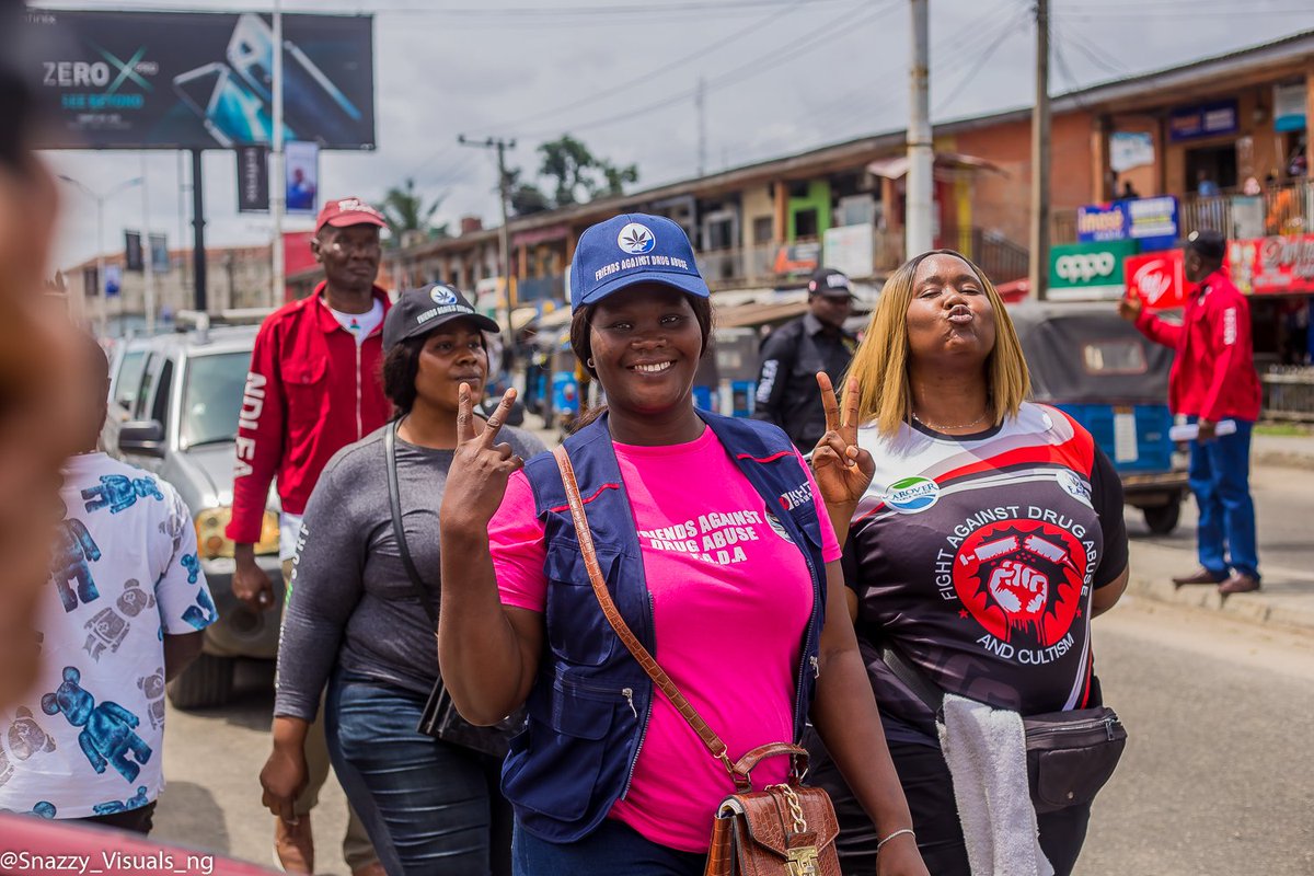 FADA_NG's tweet photo. We the friends against drug abuse will collaborate with @ndlea_nigeria  warri command in the WAR AGAINST DRUG ABUSE. we will continue with our school sensitisation program.and street banner drives . #WorldDrugDay2022 #WorldDrugDay https://t.co/UJKYUbjth2
