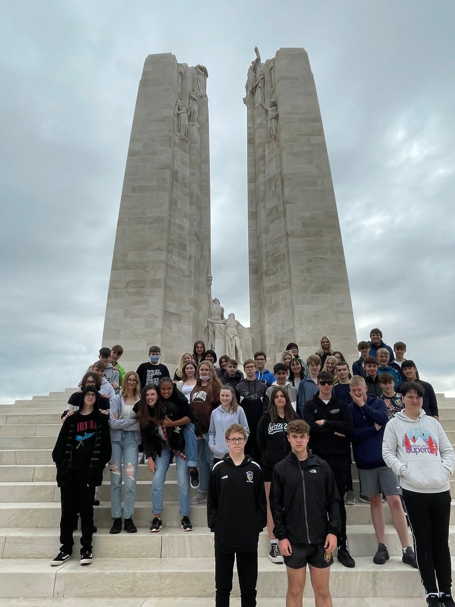 brixhamcollege's tweet photo. @brixhamcollege students discovering the true horrors of war @1917Vimy https://t.co/Vg6iW1txZS