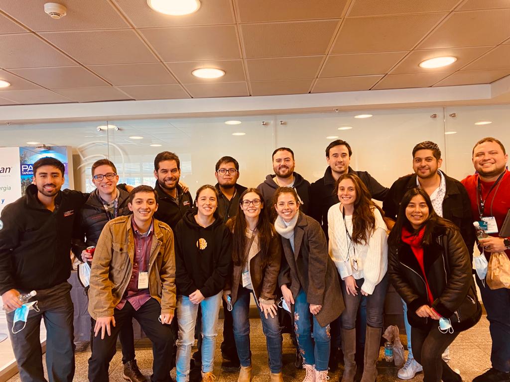 pablofjerez's tweet photo. Finalizando una gran Jornada #desafiosCAS
@nfpineda
Con un gran equipo...🫱🏻🫲🏼🙌🏼🏥
@Clinicaalemana https://t.co/4F8lTCPVXJ