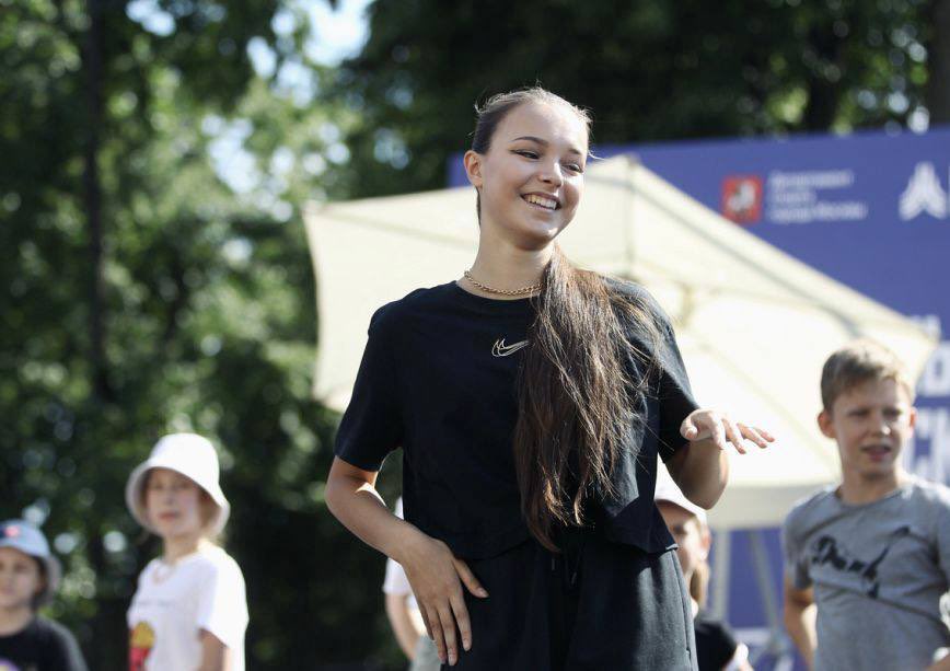 shcherbabot's tweet photo. 🤍🥺

#аннащербакова
#annashcherbakova https://t.co/DDk2gg7Tjb