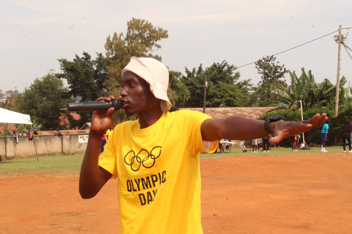UgaDanceSport's tweet photo. 🎤#Mceeing is an integral part of  DanceSport events.  At the Olympic day celebrations, #Mcee_Kiyee was on the Mic!
  @iocmedia @Official_UOC @DanceSportTotal #olympicday2022
#Togetherforapeacefulworld https://t.co/N04KTPBcEd