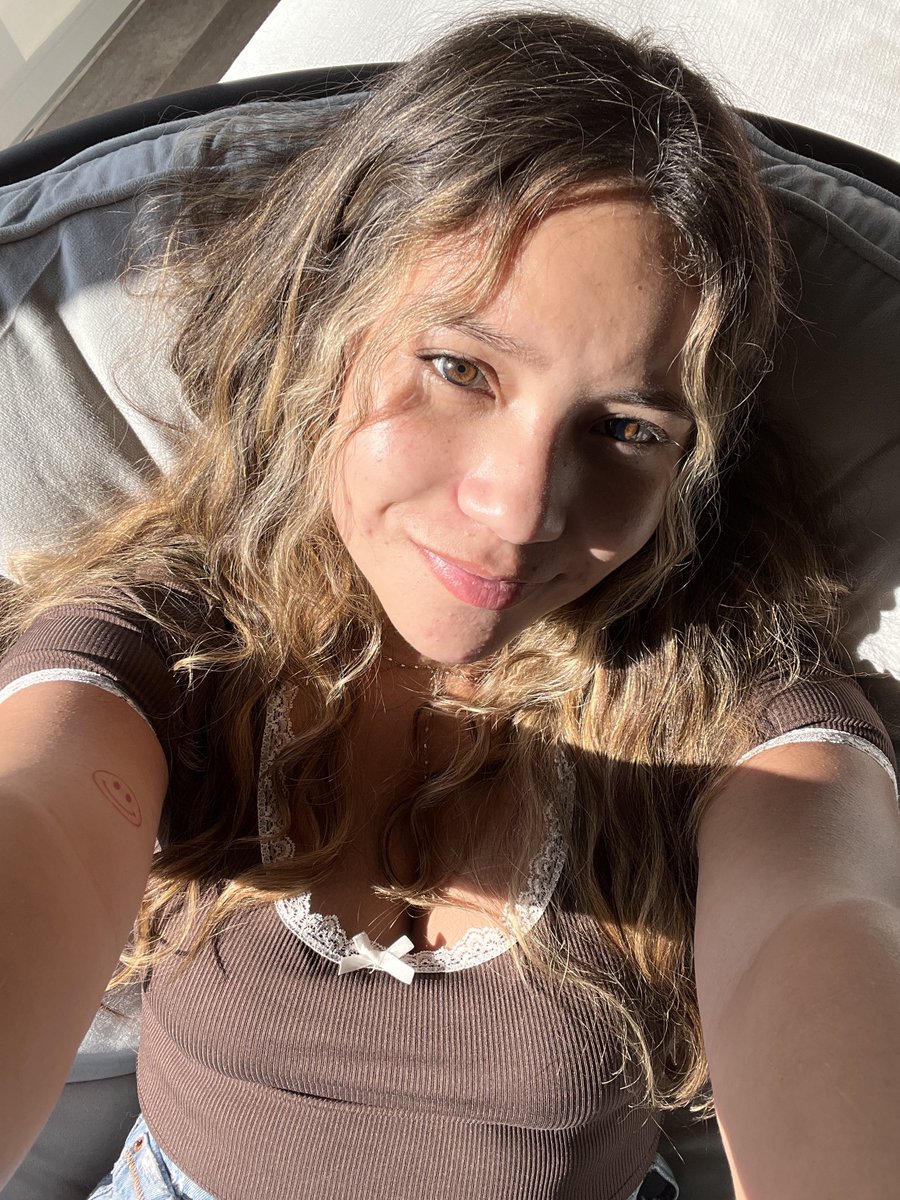 TittyMilkExpert on Twitter: "RT @kaykookiedough: happy saturday y’all 🤠"