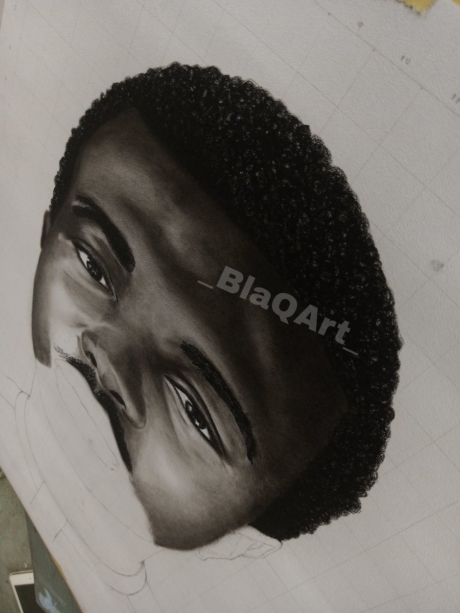 Work in progress ✅⏳
Charcoal x Graphite on paper

Pls Help me Retweet my Art🙏🙏🙏🙏

#AsuuStrikeUpdate #ASUU #doggy 
#artoftheday #Mufc #LiesOfTinubu #LiesofPeterObi #showingoffherbody 
#ManUnited #ASUUStrikeMustEnd