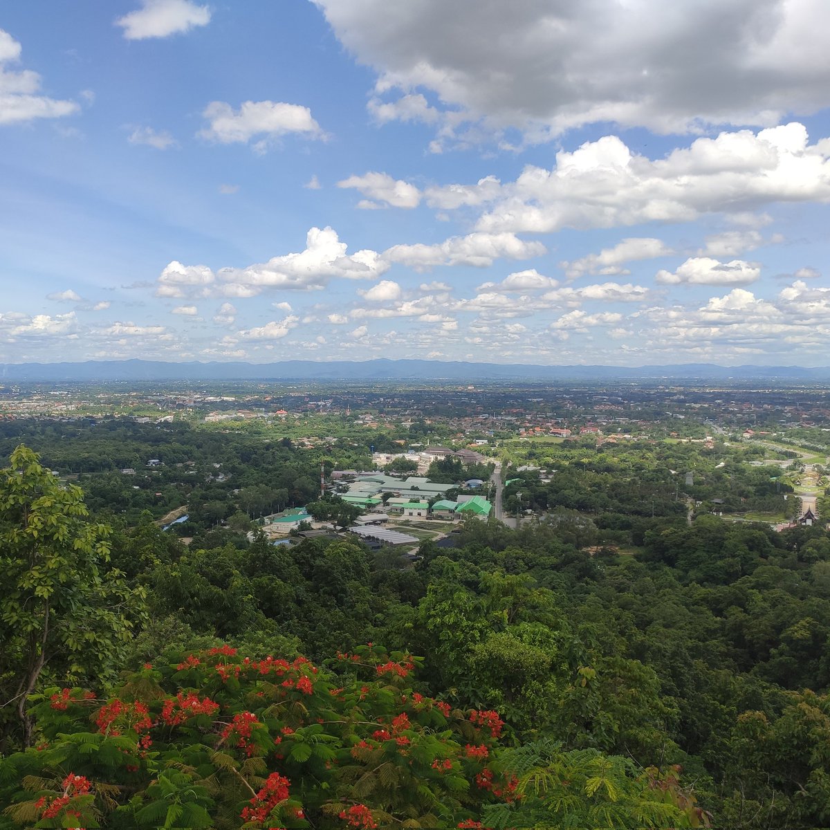 BiMaharai's tweet photo. ตอนนั้นมันก็ดีเหมือนกัน 😊

#เชียงใหม่ #cnx https://t.co/kAJuIIj8zr