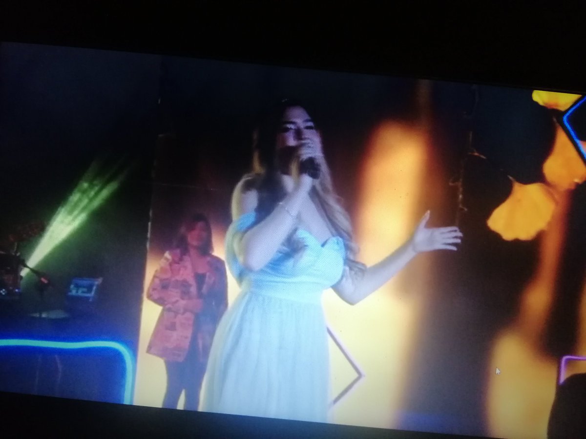 HeyItsBryan__'s tweet photo. Iba iba sa Kumu panoorin dahil maliit siguro yung screen. Grabe sobrang ganda mo dito @alexailacad. Kitang kita yung ganda mo.
THE LAST RUN WITH WILWEL
#RunToMeFinaleConcert
#RunToMeFinaleEp https://t.co/UzdrI6XgHo