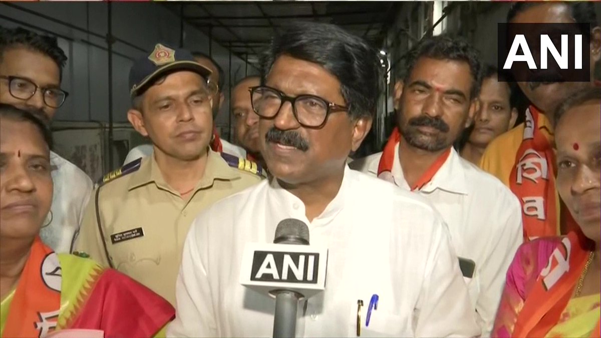 TOIMumbai's tweet photo. It's #Maharashtra's misfortune that when there's unemployment &amp; inflation, some people are only concerned about getting into power. Without Shiv Sena's chief, they (rebel MLAs) can't even exist, nobody will ask them: #ShivSena MP #ArvindSawant . (ANI) https://t.co/sLuGIOjjKL
