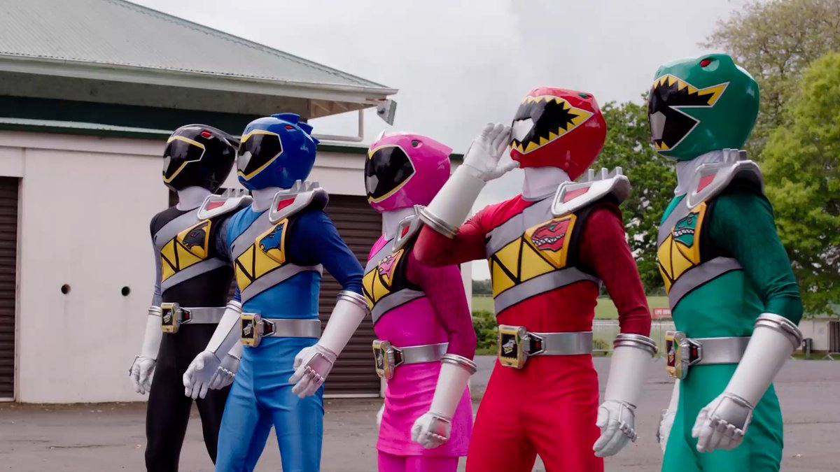 BlazeBinges's tweet photo. Power Rangers Dino Charge https://t.co/lwy61sbnjc