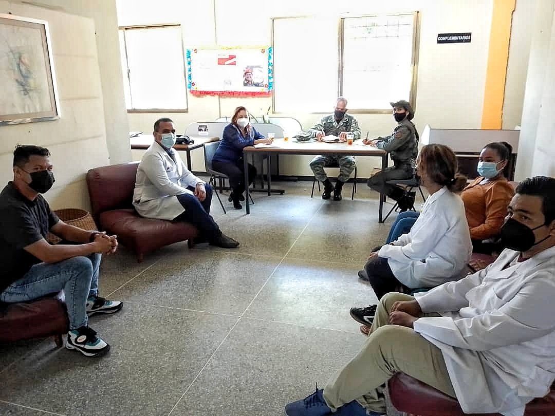 CeguMonagas's tweet photo. 📍NOTICIAS CEGU-MONAGAS
...
#UCS_MONAGAS | En la conformación de las brigadas comunitarias militares de educación y salud 🇻🇪
.
.
#BricomilesMiUniversidadBella1x10  #monagas #ucsvzla
@NicolasMaduro @mppeduniv @ErnestoLunaPsuv  @ildemaroga1 @RECTORADOUPTNM @dcabellor https://t.co/mOYzs62Cer