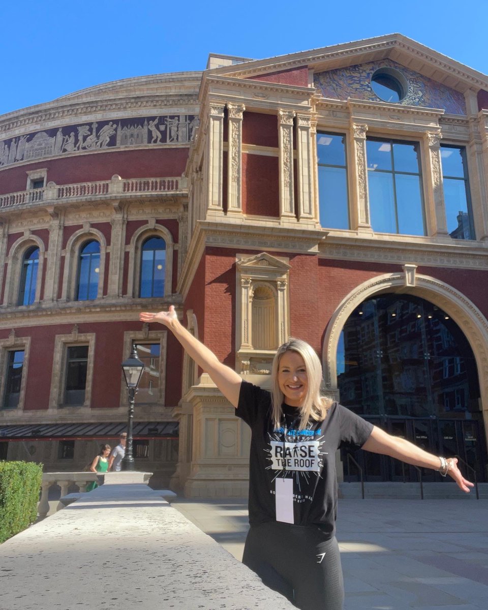 LJDee's tweet photo. The roof was well and truly raised. #raisetheroof @ProstateUK https://t.co/BrcCORrFeV