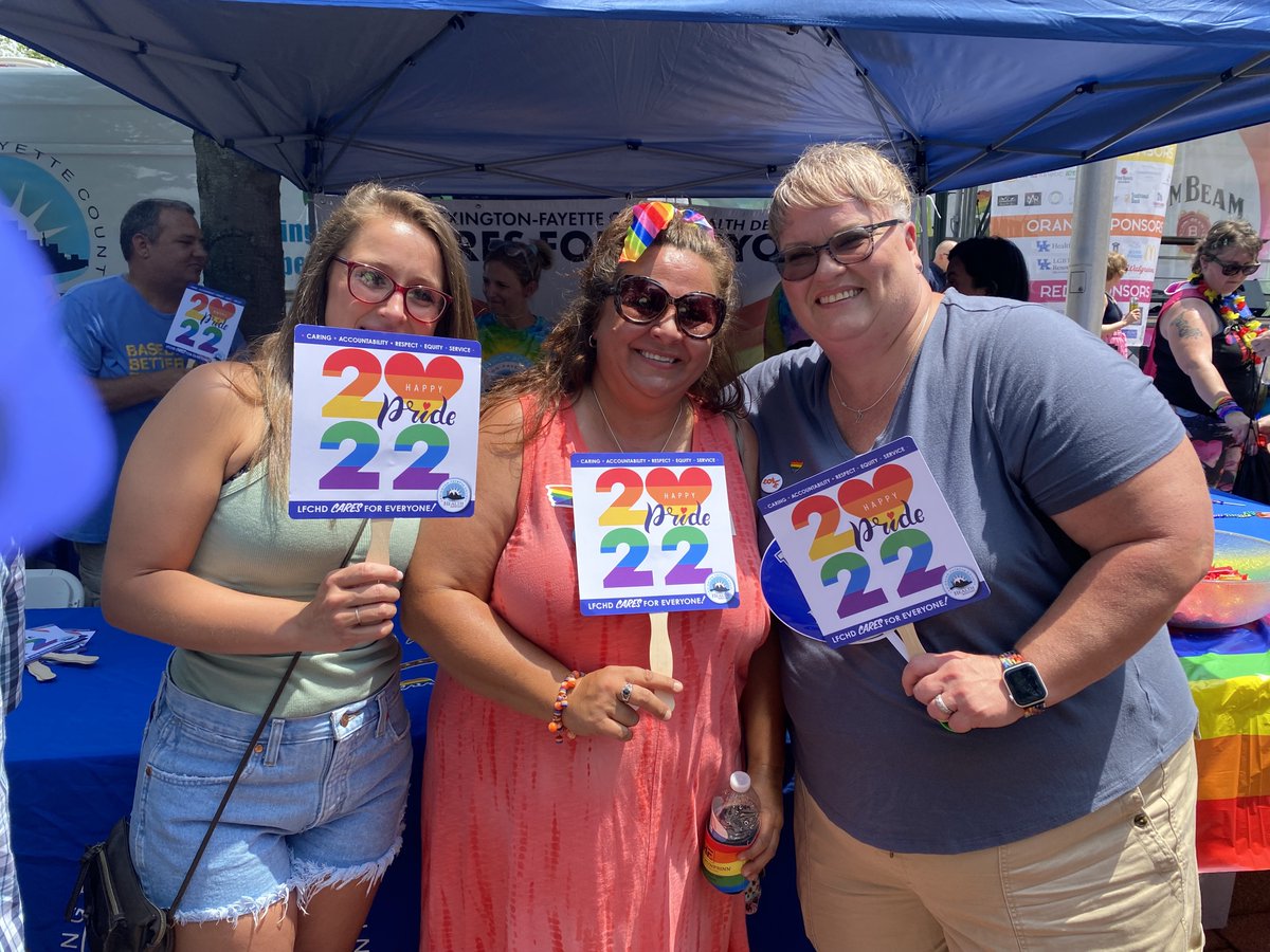 LFCHD's tweet photo. Youβre fans of the fans!
Our special Pride-themed hand-held fans are a big hit at the 2022 Lexington Pride Festival. Stop by our van at the corner of Barr and Limestone, show us your COVID-19 vaccination card and get a free fan while supplies last!
#Pride #Pride2022 #LexPride https://t.co/R4QL9iCxv6